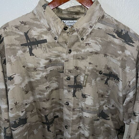 Men’s Medium Columbia River Lodge Long Sleeve Button Up Duck Hunting Multicolor - Picture 1 of 12